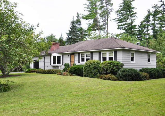 Single family home for sale at 3 Valleyview Dr, Merrimack, NH 03054 | MLS# 5108866