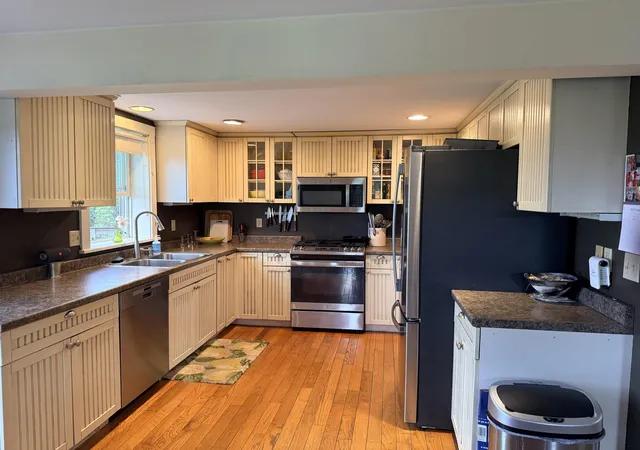 Photo 3 of Single family home for sale at 1904 South St, New Haven, VT 05472 | MLS# 5108888 | Listing updated on 2026-10-07
