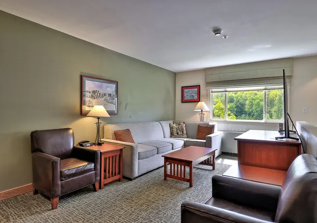 Photo 3 of Condo for sale at 228 E Mountain Rd #108/110 INTERVAL III, Killington, VT 05751 | MLS# 5108891 | Listing updated on 2026-09-17
