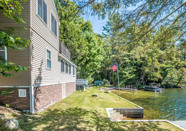 Photo 4 of Single family home for sale at 60 N Roberts Cvs Rd, Sanbornville, NH 03872 | MLS# 5108902 | Listing updated on 2026-09-17