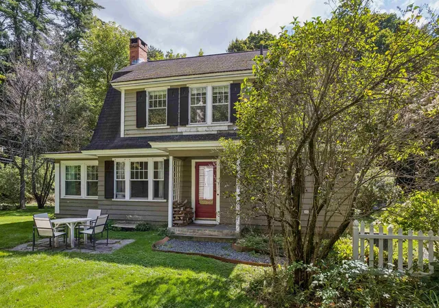 Photo 3 of Single family home for sale at 1 Ripley Rd, Hanover, NH 03755 | MLS# 5108932 | Listing updated on 2026-09-29