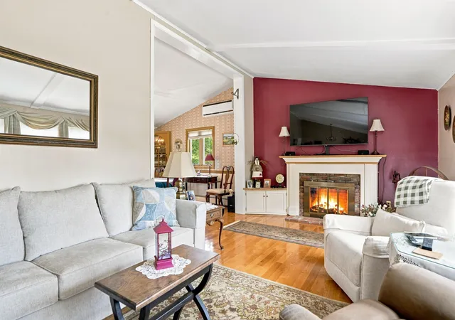 Photo 3 of Single family home for sale at 37 Sweet Hl Rd, Plaistow, NH 03865 | MLS# 5108944 | Listing updated on 2026-09-10