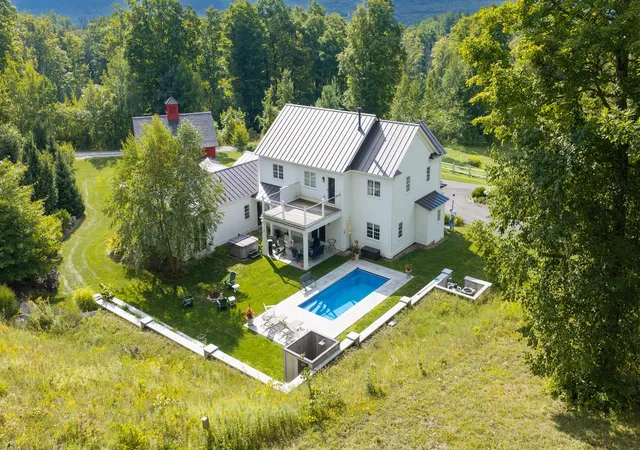 Photo 3 of Single family home for sale at 120 Summit View, Manchester Center, VT 05255 | MLS# 5108945 | Listing updated on 2026-09-14