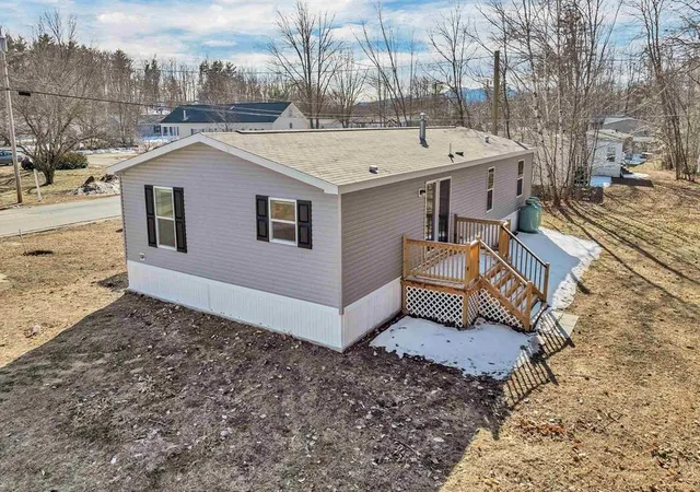 Photo 3 of Manufactured home for sale at #3 Hummingbird Ln, Raymond, NH 03077 | MLS# 5108947 | Listing updated on 2026-09-10