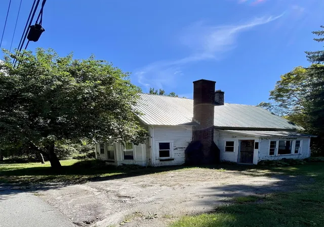 Photo 3 of Single family home for sale at 3013 Vt Route 122 Hwy, Sheffield, VT 05866 | MLS# 5108952 | Listing updated on 2026-09-11