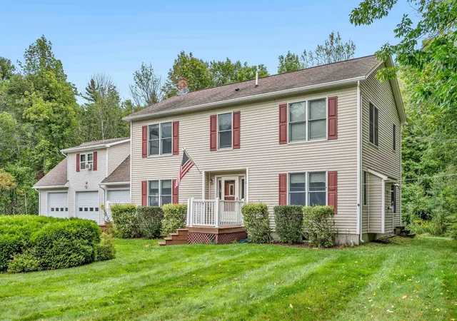Photo 3 of Single family home for sale at 740 E Barre Rd, Barre, VT 05641 | MLS# 5108964 | Listing updated on 2026-09-09