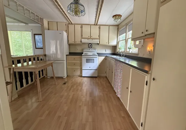 Photo 3 of Sale Pending at 40 Hampton Rd #C24, Exeter, NH 03833 | MLS# 5108972 | Listing updated on 2026-09-14