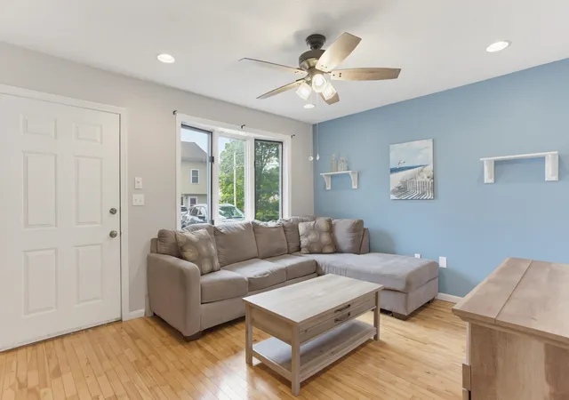 Photo 2 of Sale Pending at 95 Harbor Ave #7, Nashua, NH 03060 | MLS# 5108973 | Listing updated on 2026-09-14