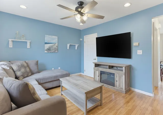 Photo 3 of Sale Pending at 95 Harbor Ave #7, Nashua, NH 03060 | MLS# 5108973 | Listing updated on 2026-09-14