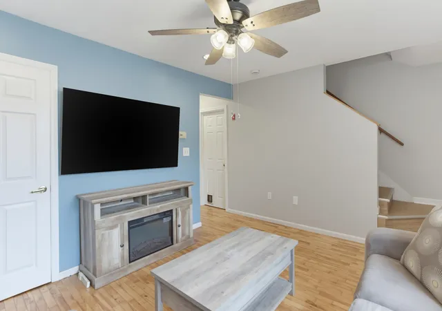 Photo 3 of Sale Pending at 95 Harbor Ave #7, Nashua, NH 03060 | MLS# 5108973 | Listing updated on 2026-09-14