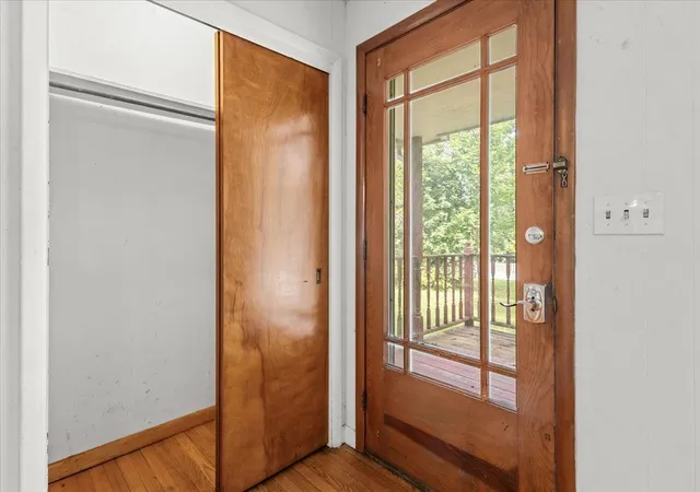 Photo 3 of Single family home for sale at 657 W Lakeshore Dr, Colchester, VT 05446 | MLS# 5108979 | Listing updated on 2026-09-09