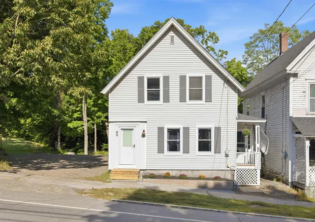 Photo 2 of Single family home for sale at 40 N Main St, Boscawen, NH 03303 | MLS# 5108981 | Listing updated on 2026-09-21