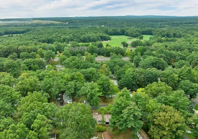 Photo 28 of Manufactured home for sale at 5 N Dewberry Ln, Rochester, NH 03867 | MLS# 5108982 | Listing updated on 2026-09-12