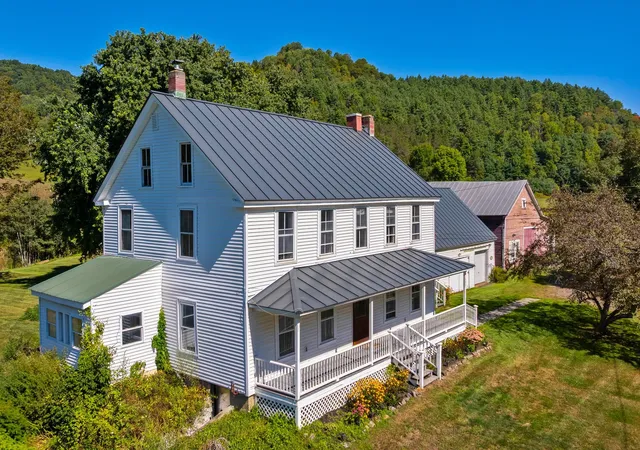 Photo 2 of Single family home for sale at 499 Vt Route 110, Tunbridge, VT 05077 | MLS# 5108994 | Listing updated on 2026-09-14