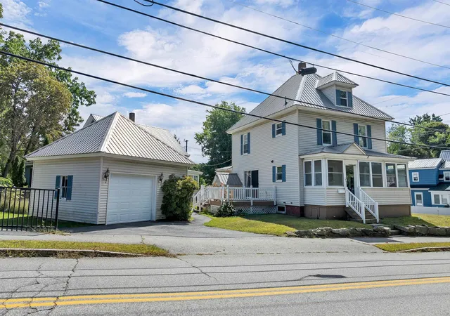 Photo 1 of Single family home for sale at 101 Pine St, Laconia, NH 03246 | MLS# 5108995 | Listing updated on 2026-09-10