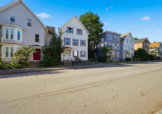 Photo 2 of Multi family home for sale at 201 Auburn St, Manchester, NH 03103 | MLS# 5108996 | Listing updated on 2026-09-11