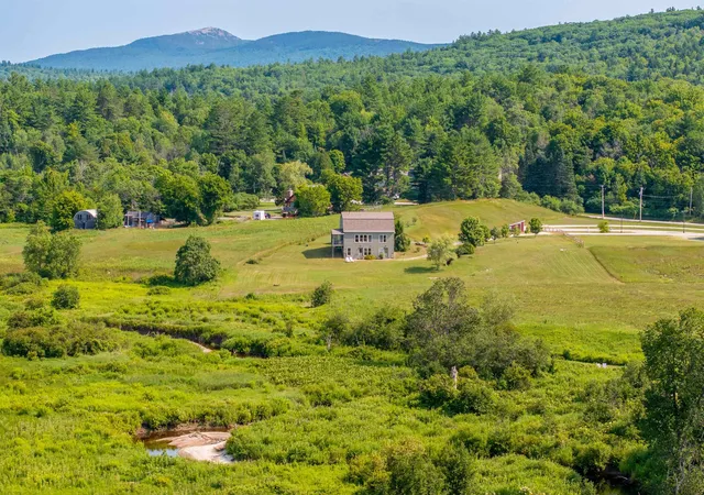 Photo 1 of Single family home for sale at 203 Main St, Grafton, NH 03240 | MLS# 5109012 | Listing updated on 2026-10-03