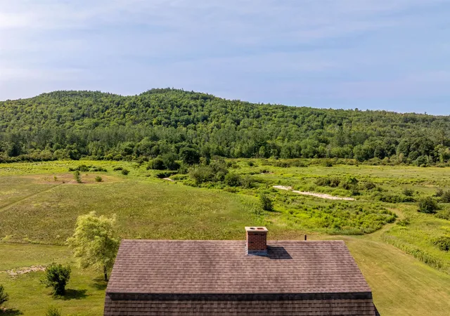 Photo 2 of Single family home for sale at 203 Main St, Grafton, NH 03240 | MLS# 5109012 | Listing updated on 2026-10-03