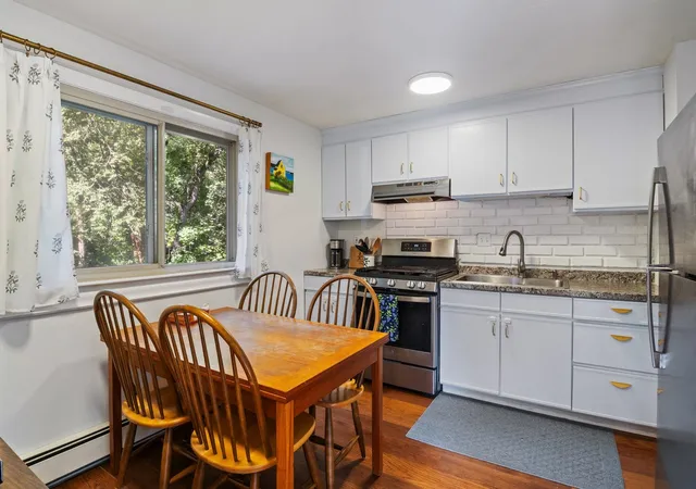 Photo 2 of Single family home for sale at 2 Hemlock Cir, Dover, NH 03820 | MLS# 5109018 | Listing updated on 2026-09-12