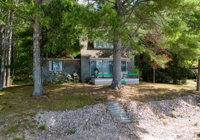 Photo 3 of Single family home for sale at 436 Pequawket Trl, Freedom, NH 03836 | MLS# 5109019 | Listing updated on 2026-09-10