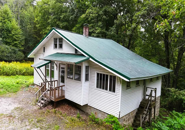 Photo 1 of Single family home for sale at 247 Nh 119 W Route, Fitzwilliam, NH 03447 | MLS# 5109022 | Listing updated on 2026-09-12