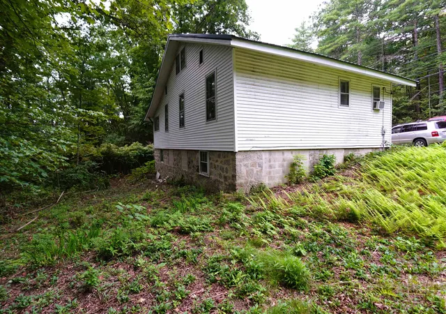 Photo 3 of Single family home for sale at 247 Nh 119 W Route, Fitzwilliam, NH 03447 | MLS# 5109022 | Listing updated on 2026-09-12