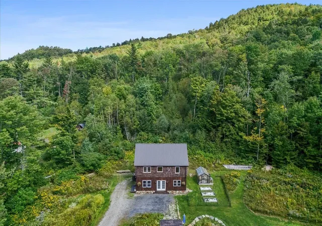 Photo 1 of Single family home for sale at 1314 Scrabble Hl Rd, Waterbury, VT 05676 | MLS# 5109026 | Listing updated on 2026-09-11