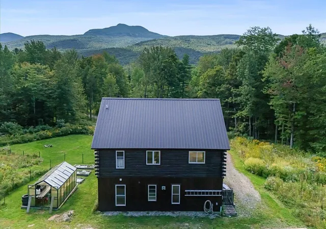 Photo 2 of Single family home for sale at 1314 Scrabble Hl Rd, Waterbury, VT 05676 | MLS# 5109026 | Listing updated on 2026-09-11