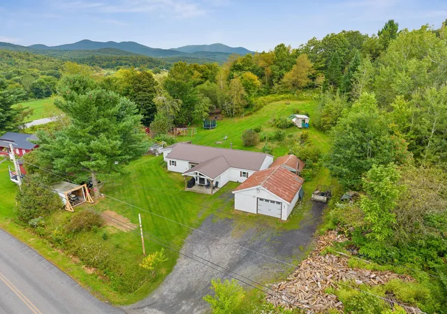 Photo 4 of Single family home for sale at 41 Perley Rd, East Berkshire, VT 05447 | MLS# 5109030 | Listing updated on 2026-09-17