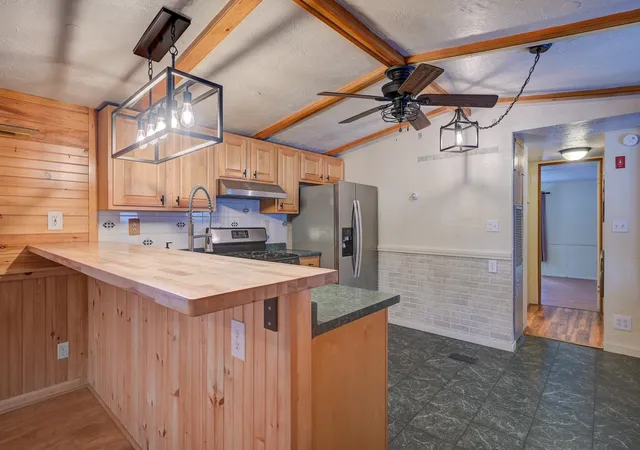 Photo 3 of Manufactured home for sale at 331 Lamplighter Dr, Conway, NH 03818 | MLS# 5109041 | Listing updated on 2026-10-19
