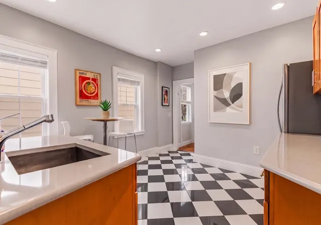 Photo 4 of Condo for sale at 145 Cabot St #1, Portsmouth, NH 03801 | MLS# 5109054 | Listing updated on 2026-10-17