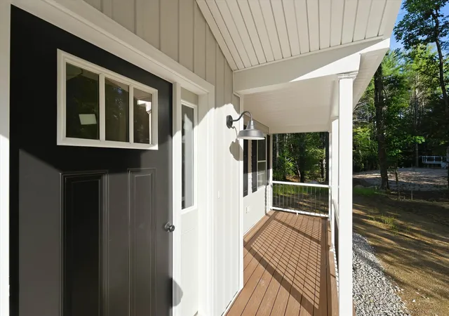 Photo 4 of Single family home for sale at 6 Gridley Rd, Sutton, NH 03278 | MLS# 5109082 | Listing updated on 2026-10-07