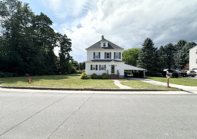 Photo 1 of Single family home for sale at 132 Rhode Is Ave, Manchester, NH 03104 | MLS# 5109087 | Listing updated on 2026-10-19