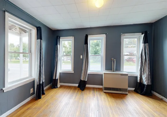 Photo 2 of Single family home for sale at 7 River Rd, Jericho, VT 05465 | MLS# 5109095 | Listing updated on 2026-09-16