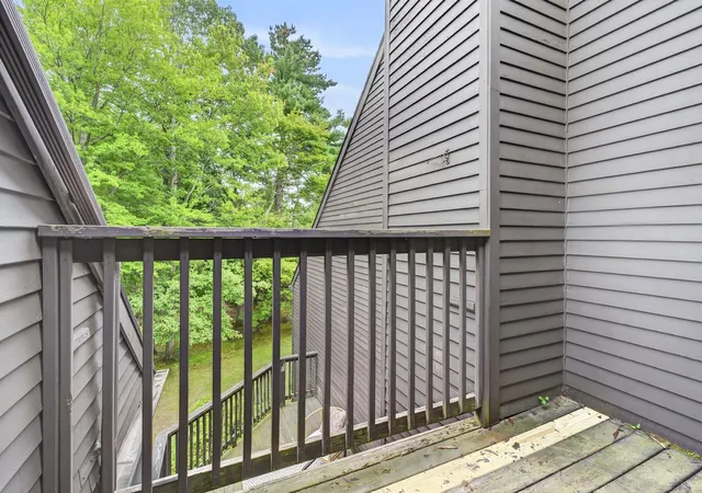Photo 38 of Townhouse for sale at 61 Stacey Cir, Windham, NH 03087 | MLS# 5109111 | Listing updated on 2026-09-11