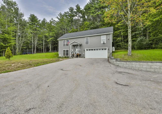 Single family home for sale at 129 Highbridge Rd, New Ipswich, NH 03071 | MLS# 5109116