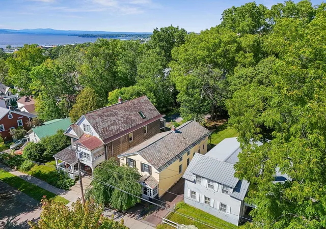 Photo 2 of Single family home for sale at 76 Spruce St, Burlington, VT 05401 | MLS# 5109117 | Listing updated on 2026-09-18