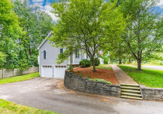 Photo 2 of Single family home for sale at 24 Sunset Dr, Dover, NH 03820 | MLS# 5109124 | Listing updated on 2026-10-13