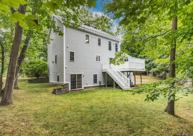 Photo 3 of Single family home for sale at 24 Sunset Dr, Dover, NH 03820 | MLS# 5109124 | Listing updated on 2026-10-13
