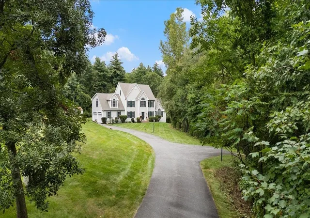 Photo 1 of Single family home for sale at 1049 Bridge St, Pelham, NH 03076 | MLS# 5109129 | Listing updated on 2026-09-19