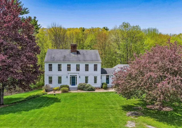 Photo 2 of Single family home for sale at 11 Puritan Dr, Bedford, NH 03110 | MLS# 5109136 | Listing updated on 2026-09-18