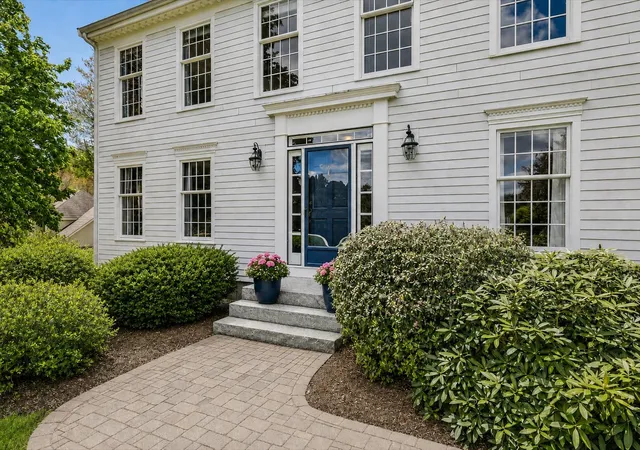 Photo 3 of Single family home for sale at 11 Puritan Dr, Bedford, NH 03110 | MLS# 5109136 | Listing updated on 2026-09-18