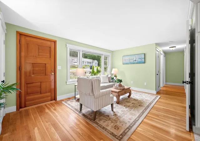 Photo 3 of Single family home for sale at 16 Hillside Dr, Nashua, NH 03064 | MLS# 5109150 | Listing updated on 2026-09-12