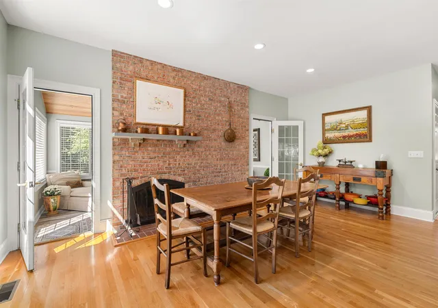 Photo 4 of Single family home for sale at 8 Dorothys Way, Bedford, NH 03110 | MLS# 5109152 | Listing updated on 2026-09-19