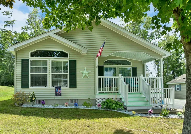 Single family home for sale at 25 Mountain View Dr, Franklin, NH 03235 | MLS# 5109159