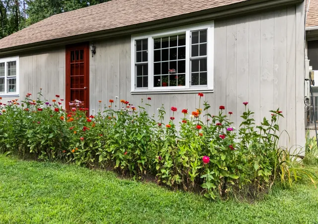 Photo 1 of Single family home for sale at 224 S Bennington Rd, Bennington, NH 03442 | MLS# 5109164 | Listing updated on 2026-09-20