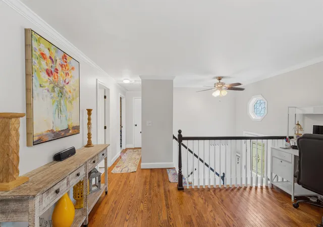 Photo 3 of Sale Pending at 5 Mont Vernon Dr, Londonderry, NH 03053 | MLS# 5109175 | Listing updated on 2026-09-22