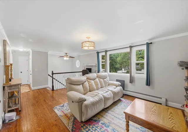 Photo 3 of Sale Pending at 5 Mont Vernon Dr, Londonderry, NH 03053 | MLS# 5109175 | Listing updated on 2026-09-22