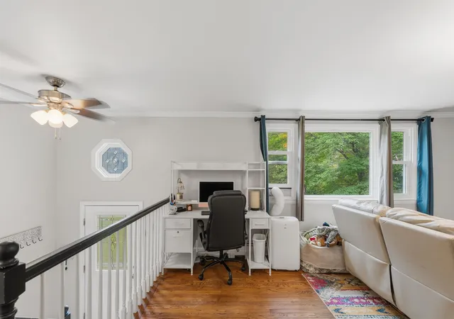 Photo 4 of Sale Pending at 5 Mont Vernon Dr, Londonderry, NH 03053 | MLS# 5109175 | Listing updated on 2026-09-22