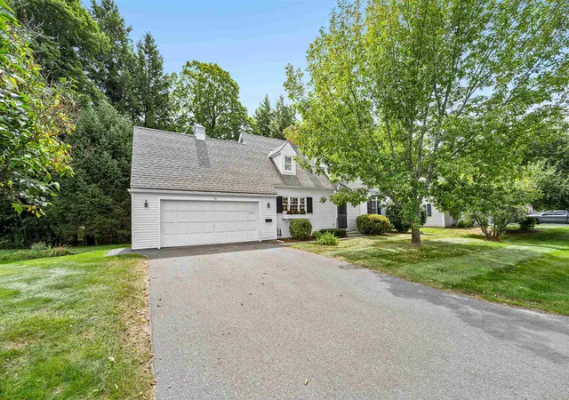 Photo 2 of Single family home for sale at 58 Wildersburg Comn, Barre, VT 05641 | MLS# 5109178 | Listing updated on 2026-09-11